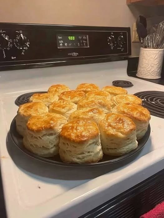Homemade Buttery Biscuits Recipe