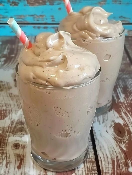 Creamy Homemade Chocolate Milkshake Recipe